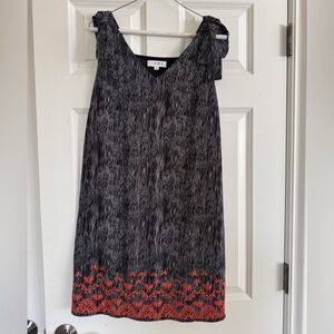 THML black/white shift dress with orange embroidery, size Medium, EUC